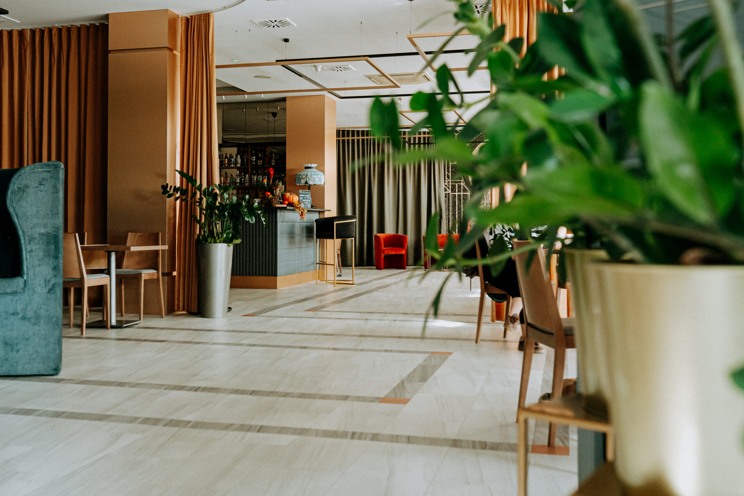 korytarz w restauracji Planeta Brzesko